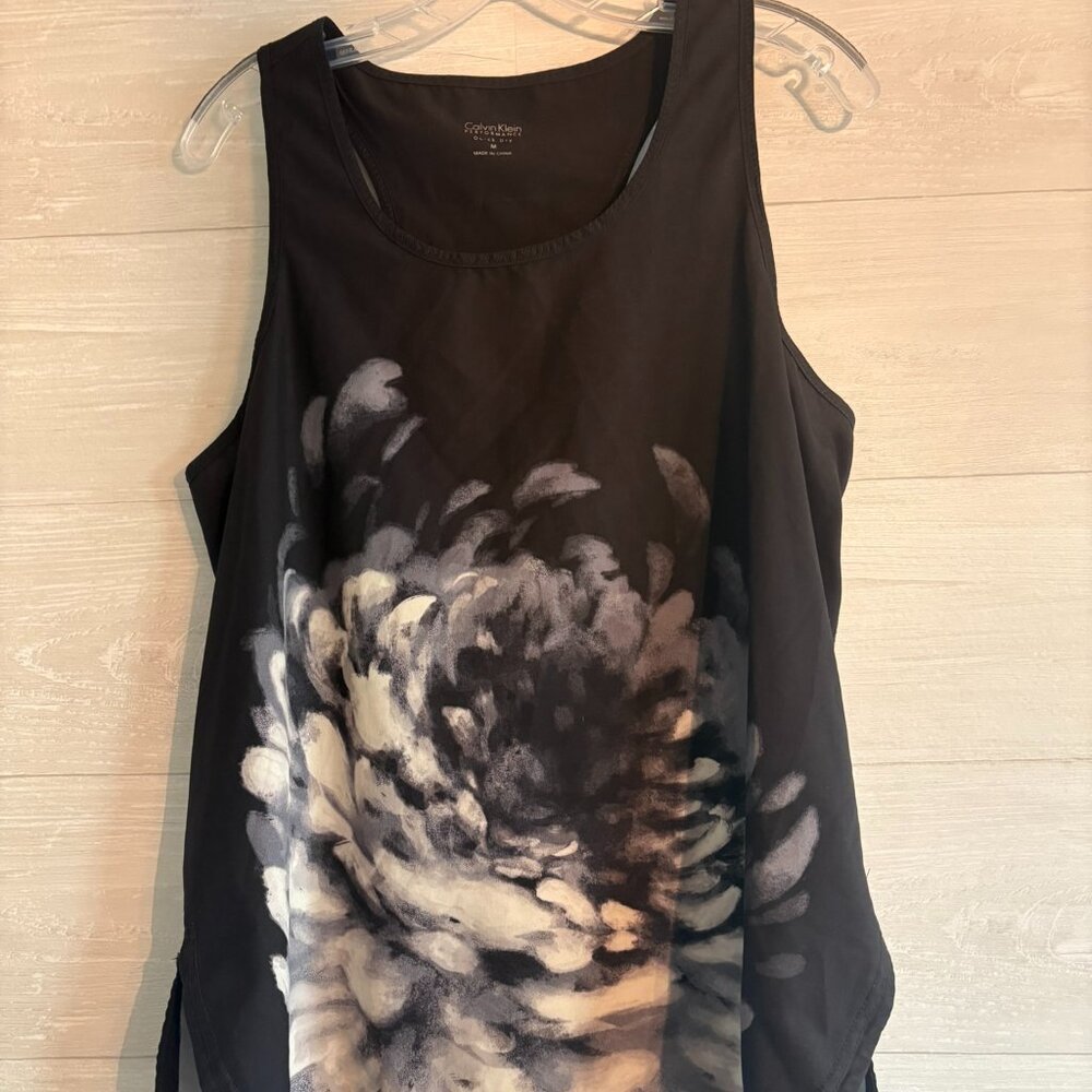 Calvin Klein Performance Women's Quick Dry Polyester Spandex Tank Top M